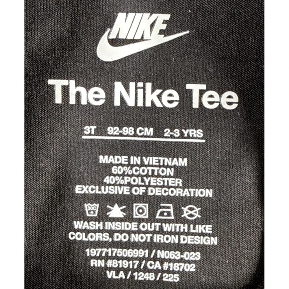 Nike Air Boys 3T Black Campfire Marshmallow Graphic T-Shirt NWT
